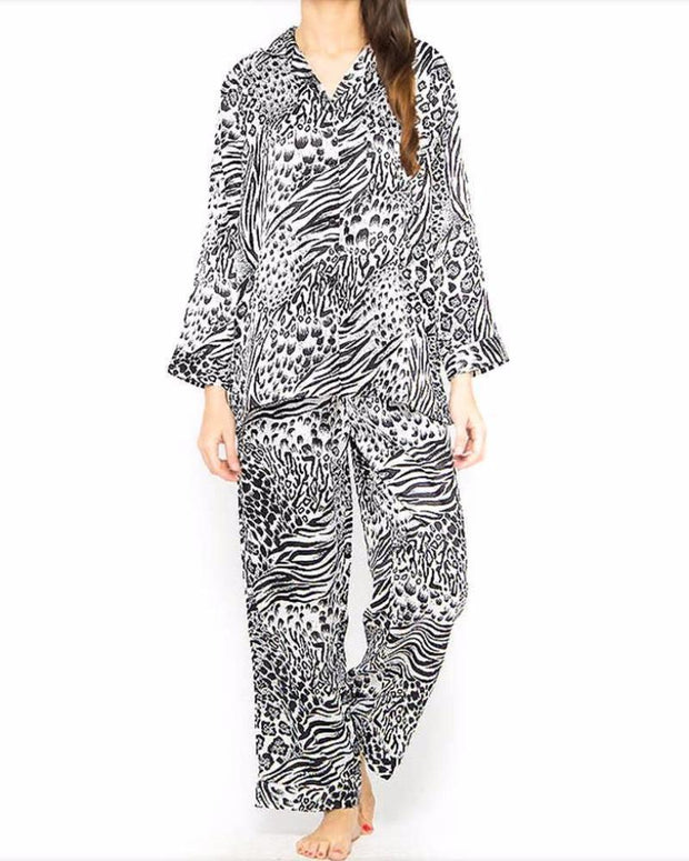 Black & White Cheetah Print Pajama Set Nightwear - Ladies Nightdress - diKHAWA Online Shopping in Pakistan